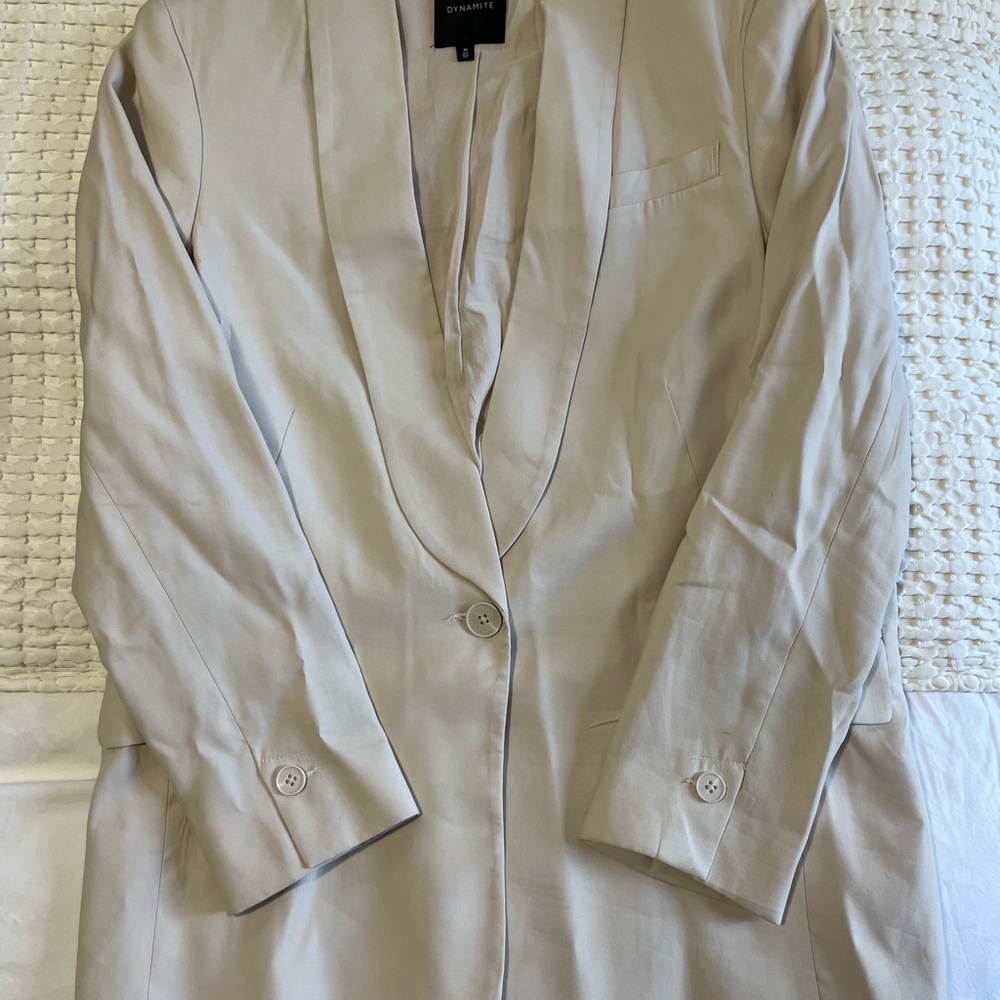 Dynamite Light Tan Blazer